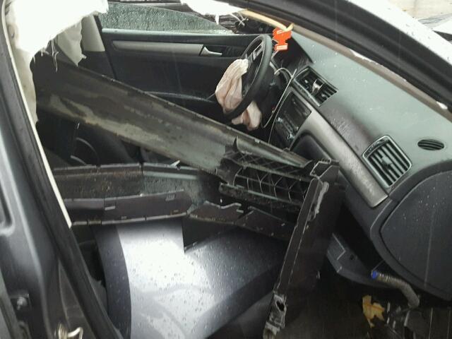 1VWAT7A33FC062560 - 2015 VOLKSWAGEN PASSAT S გრაფიტი ფოტო 5