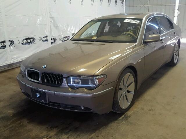 WBAGN63433DS44401 - 2003 BMW 745 LI Золотой фото 2