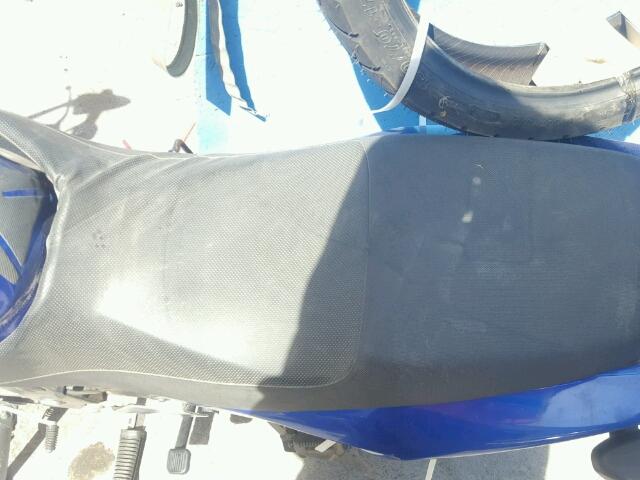 VTTGM51A652100037 - 2005 SUZUKI GS500 FK BLUE photo 6