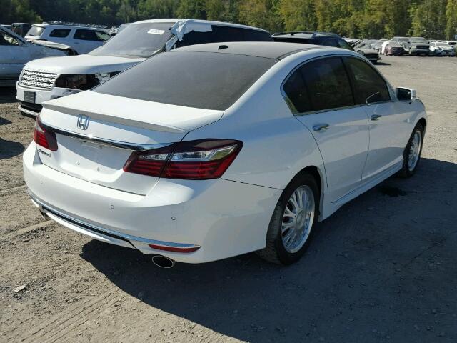 1HGCR3F95HA017927 - 2017 HONDA ACCORD WHITE photo 4