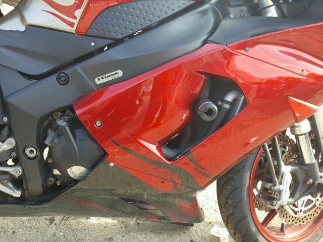 JKBZXJD196A003094 - 2006 KAWASAKI ZX636 C1 RED photo 7