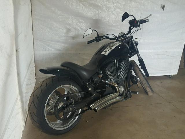 5VPAB16DX53007866 - 2005 VICTORY MOTORCYCLES VEGAS 8-BA BLACK photo 4