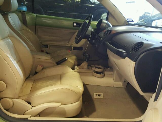 3VWCD31YX5M317261 - 2005 VOLKSWAGEN NEW BEETLE 绿色 照片 5