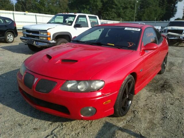 6G2VX12U85L452864 - 2005 PONTIAC GTO RED photo 2