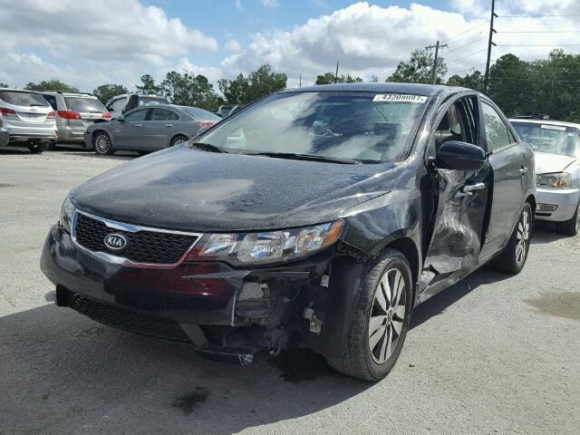 KNAFU4A28D5675669 - 2013 KIA FORTE BLACK photo 2