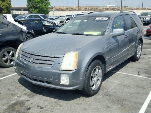 1GYDE63A740154814 - 2004 CADILLAC SRX GRAY photo 2