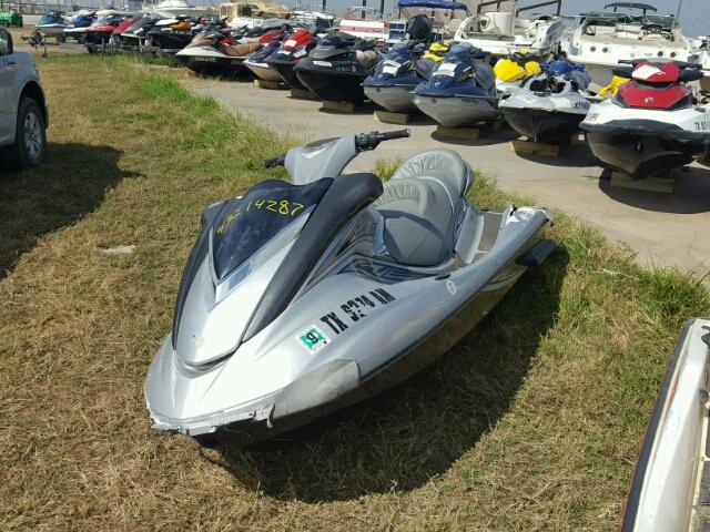 YAMA4282D707 - 2007 YAMAHA JETSKI SILVER photo 2