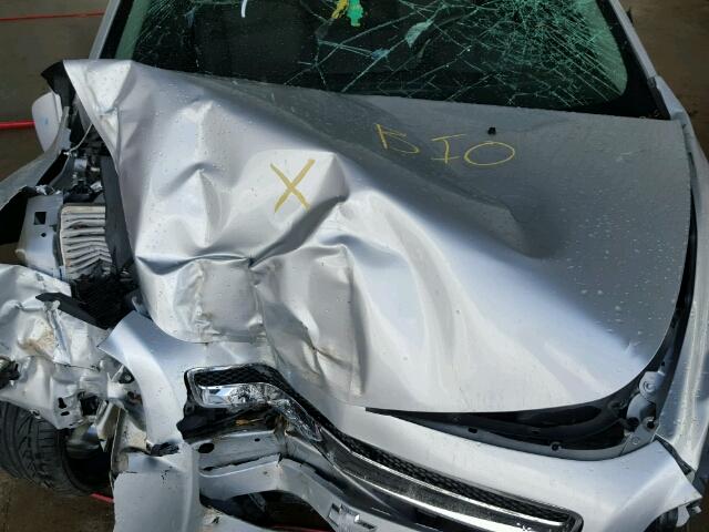 1G1ZC5E14BF197728 - 2011 CHEVROLET MALIBU 1LT 银色 照片 7