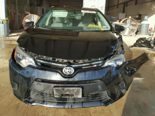 5YFBURHEXEP103201 - 2014 TOYOTA COROLLA BLACK photo 9