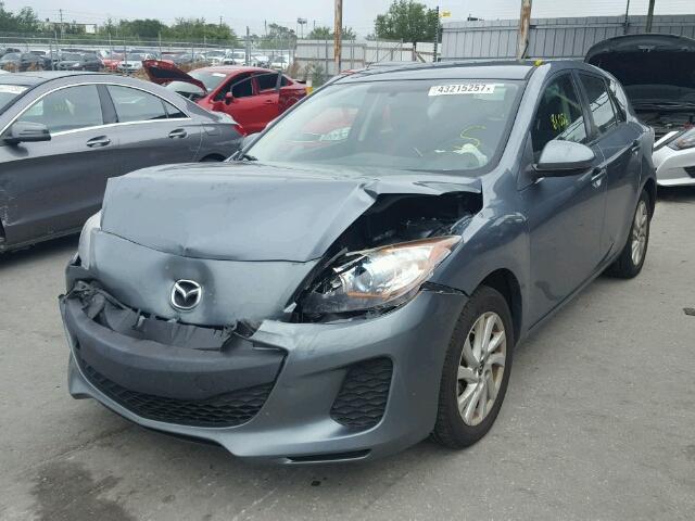 JM1BL1L77D1768962 - 2013 MAZDA 3 I GRAY photo 2