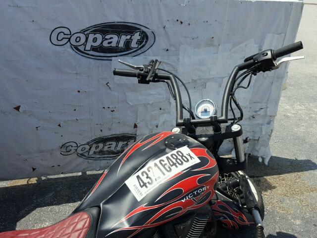 5VPWB36N5E3033303 - 2014 VICTORY MOTORCYCLES HIGH-BALL Schwarz Foto 5