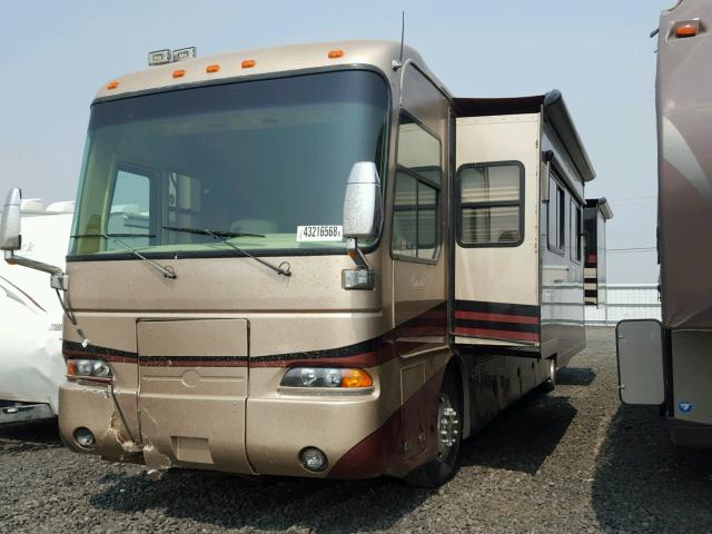 1RF43564362039641 - 2006 MONON 45X96 CAMELOT BEIGE photo 2