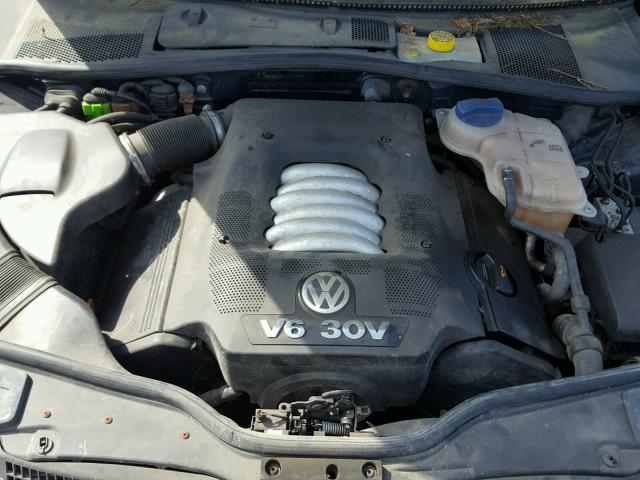 WVWRH63B34P100364 - 2004 VOLKSWAGEN PASSAT GLX BLUE photo 7