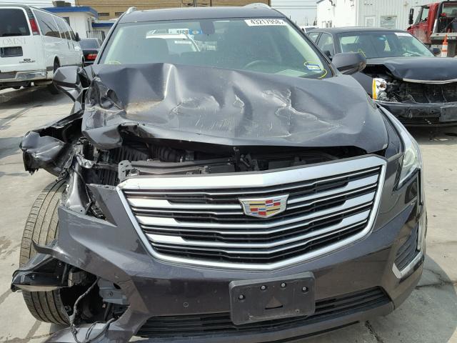 1GYKNBRS7HZ175731 - 2017 CADILLAC XT5 LUXURY BLACK photo 9