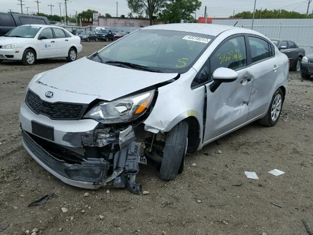 KNADM4A38F6454506 - 2015 KIA RIO LX SILVER photo 2