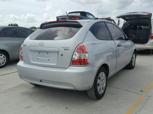 KMHCM3AC4AU165275 - 2010 HYUNDAI ACCENT BLU SILVER photo 4