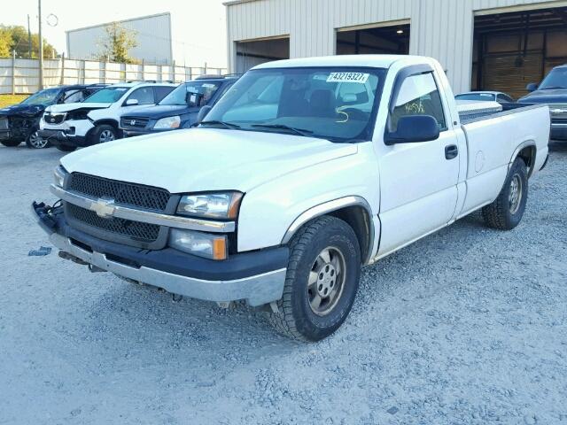 1GCEC14T14Z302423 - 2004 CHEVROLET SILVERADO WHITE photo 2