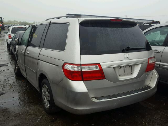 5FNRL38605B423274 - 2005 HONDA ODYSSEY EX SILVER photo 3