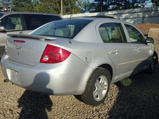 1G1AL52F957569737 - 2005 CHEVROLET COBALT LS SILVER photo 4