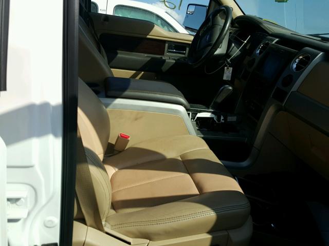 1FTFW1CF4CFA86736 - 2012 FORD F150 WHITE photo 5