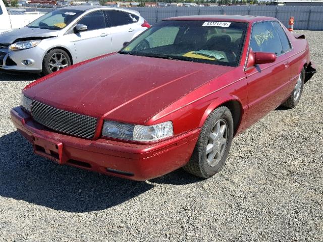 1G6ET12961B105939 - 2001 CADILLAC ELDORADO T RED photo 2