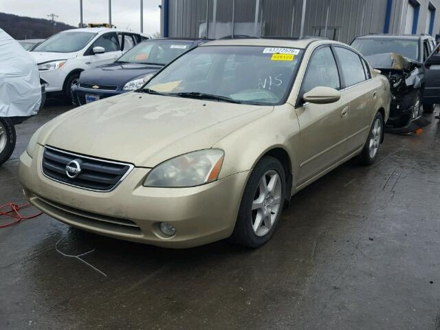 1N4BL11D42C160283 - 2002 NISSAN ALTIMA SE GOLD photo 2