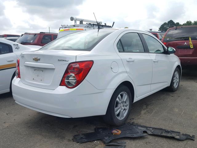 1G1JA5SHXC4190008 - 2012 CHEVROLET SONIC LS WHITE photo 4
