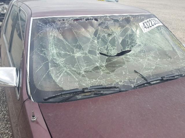 1C3XC66R5LD857706 - 1990 CHRYSLER NEW YORKER 红色 照片 9