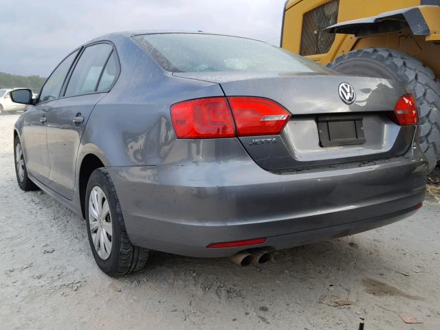 3VW2K7AJXDM240322 - 2013 VOLKSWAGEN JETTA BASE 灰色 照片 3