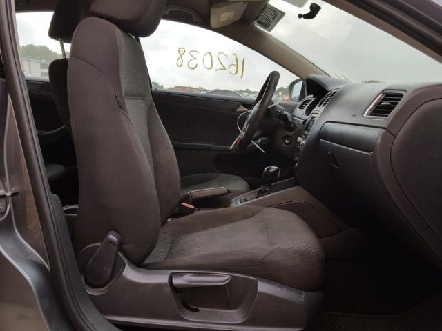 3VW2K7AJXDM240322 - 2013 VOLKSWAGEN JETTA BASE 灰色 照片 5