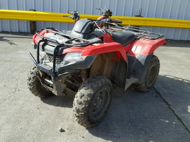 1HFTE4008F4101686 - 2015 HONDA TRX420 FM RED photo 2