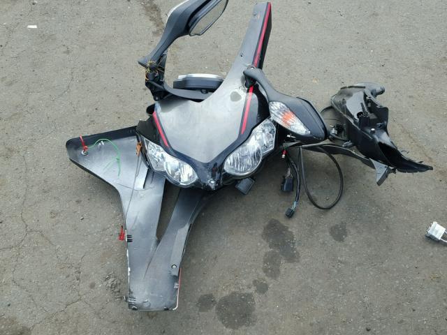 JH2SC59078M005773 - 2008 HONDA CBR1000 RR WHITE photo 10