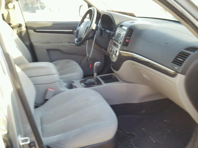 5NMSH13E69H245557 - 2009 HYUNDAI SANTA FE S GRAY photo 5