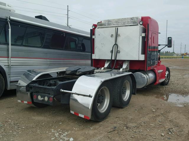 1XKAD49X8AJ274627 - 2010 KENWORTH CONSTRUCTI RED photo 4