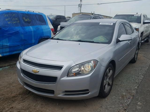 1G1ZC5E04CF211880 - 2012 CHEVROLET MALIBU 1LT SILVER photo 2