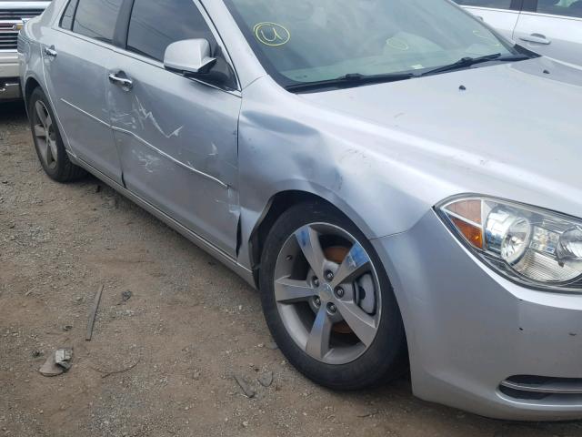 1G1ZC5E04CF211880 - 2012 CHEVROLET MALIBU 1LT SILVER photo 9