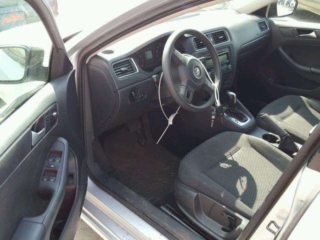 3VW2K7AJ2EM254894 - 2014 VOLKSWAGEN JETTA BASE 银色 照片 9