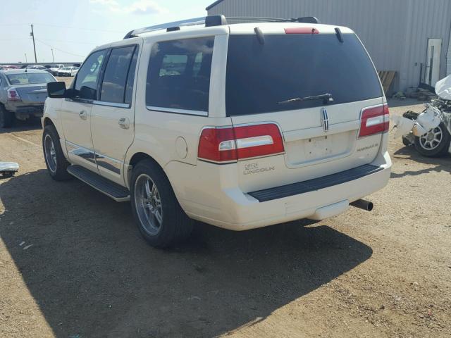5LMFU28537LJ21584 - 2007 LINCOLN NAVIGATOR Blanc photo 3