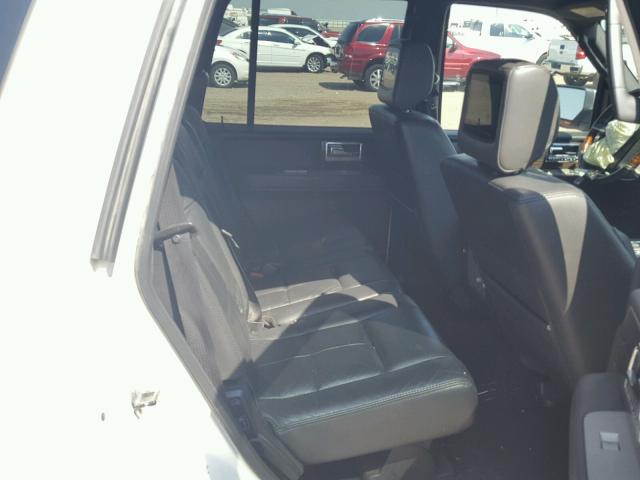 5LMFU28537LJ21584 - 2007 LINCOLN NAVIGATOR Blanc photo 6