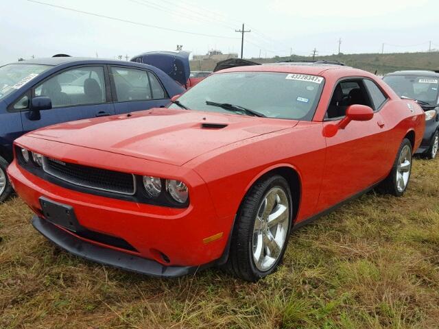 2C3CDYAG4EH208434 - 2014 DODGE CHALLENGER RED photo 2