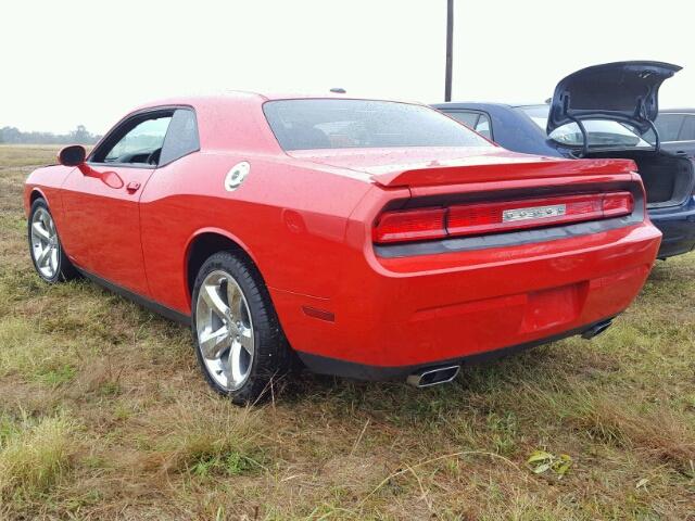 2C3CDYAG4EH208434 - 2014 DODGE CHALLENGER RED photo 3