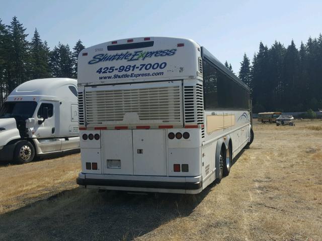 1M86DMPA37P057557 - 2007 MOTOR COACH INDUSTRIES TRANSIT BU WHITE photo 4