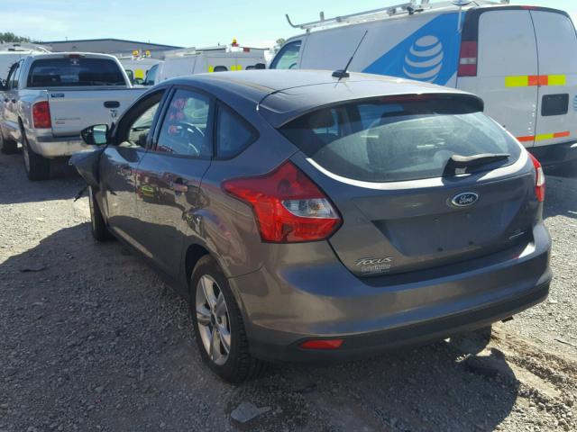 1FADP3K28EL276239 - 2014 FORD FOCUS GRAY photo 3