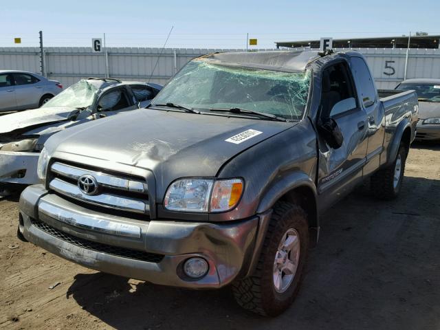 5TBBT441X4S445058 - 2004 TOYOTA TUNDRA GRAY photo 2