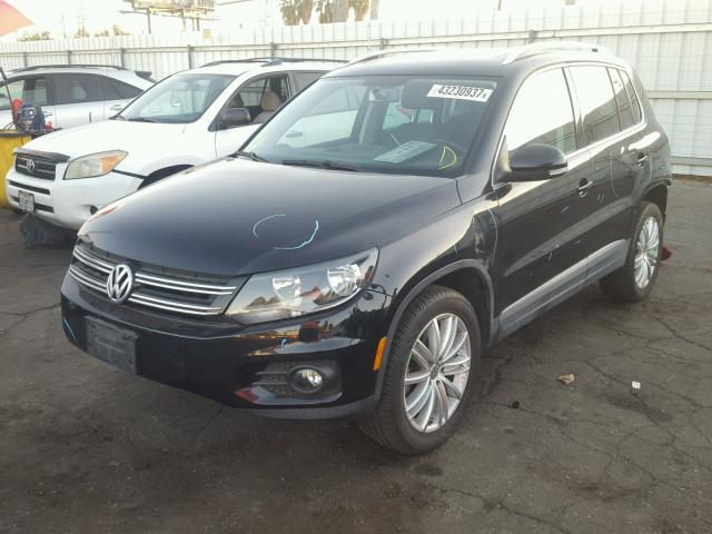 WVGAV7AX7FW516111 - 2015 VOLKSWAGEN TIGUAN S BLACK photo 2