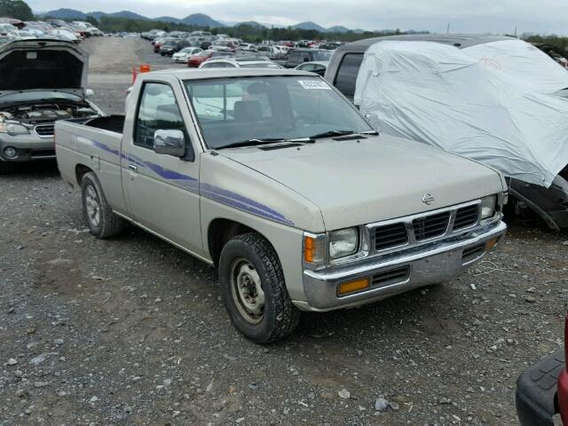 1N6SD11S3TC375058 - 1996 NISSAN TRUCK BASE SILVER photo 1