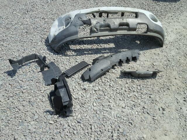 5LMFU27R53LJ11413 - 2003 LINCOLN NAVIGATOR Biały zdjęcie 9