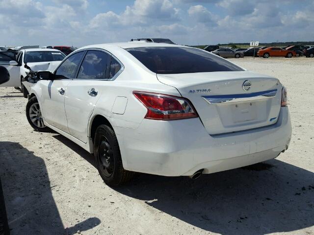 1N4AL3AP2DN493624 - 2013 NISSAN ALTIMA 2.5 WHITE photo 3