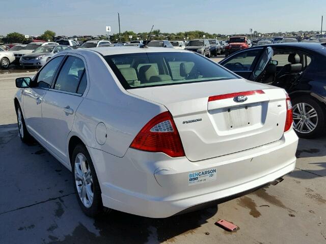 3FAHP0HA5CR389353 - 2012 FORD FUSION SE WHITE photo 3