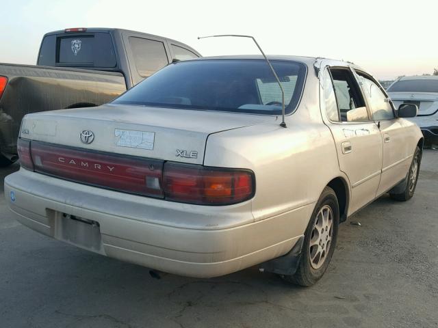 JT2SK13E7N0069106 - 1992 TOYOTA CAMRY XLE GOLD photo 4